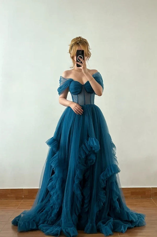 Elegant Ball Gown Sweetheart Short Sleeve Ruffled Layered Tulle Long Prom Dress