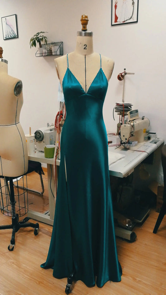 Elegant Sheath V-Neck Sleeveless Sparkly Straps Slit Satin Emerald Floor-Length Prom Dress