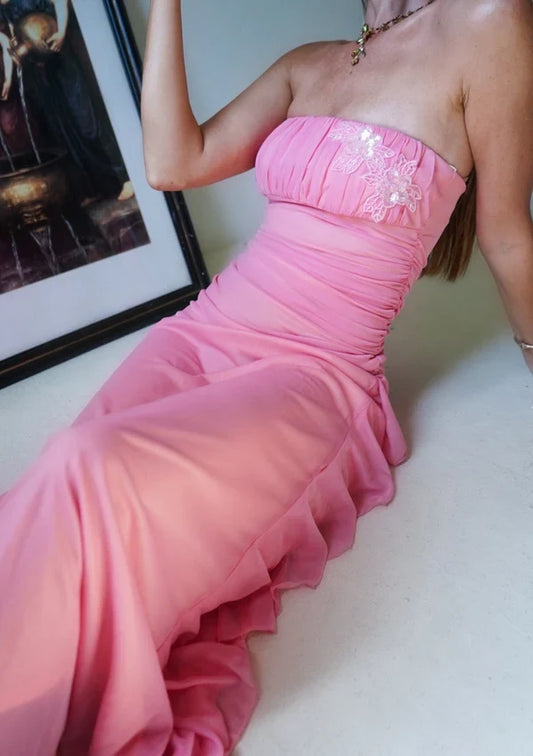 Charming A-Line Strapless Sleeveless Ruched Long Prom Dress with Appliques