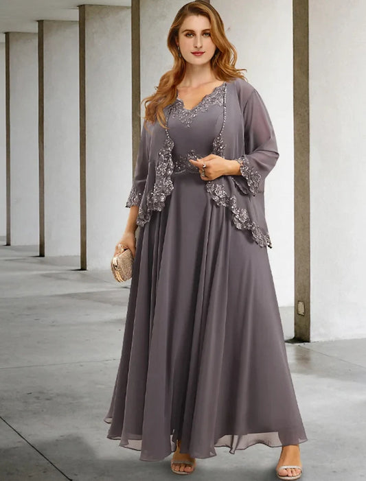 Chic A-Line V-Neck 3/4 Length Sleeves Lace Applique Two-Piece Chiffon Floor-Length Mother of the Bride Dress