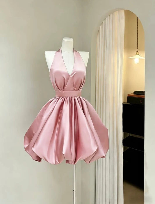 Elegant A-Line Halter Sleeveless Bubble Hem Short Party Homecoming Dress
