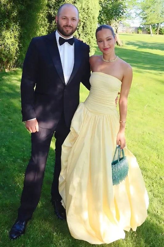 Elegant A-Line Strapless Sleeveless Ruched Floor-Length Prom Dress with High Slit