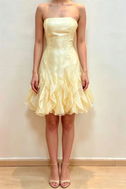 Elegant A-Line Strapless Sleeveless Ruffled Hem Lace Up Back Short Homecoming Dress