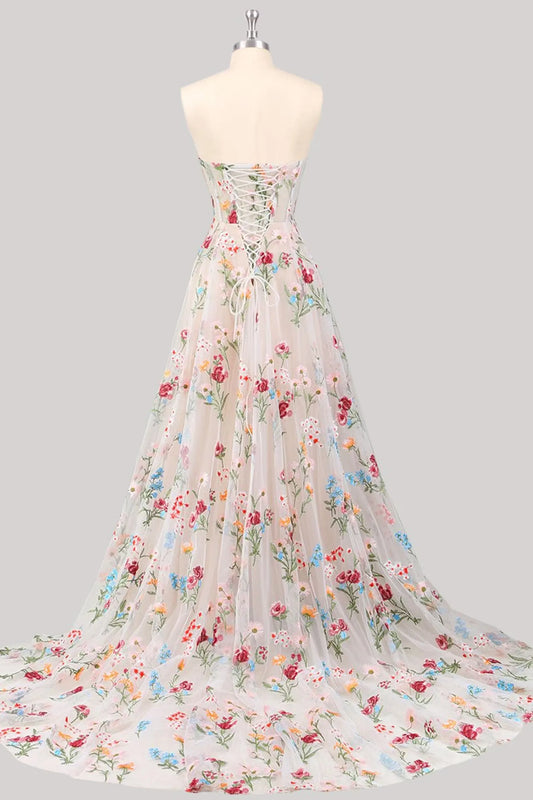 Elegant A-Line Sweetheart Sleeveless Floral Embroidered Tulle Champagne Floor-Length Prom Dress