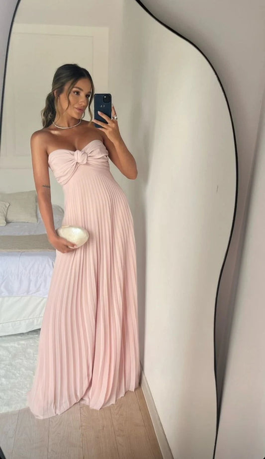 Elegant A-Line Sweetheart Sleeveless Pleated Bow Chiffon Blushing Pink Floor-Length Prom Dress