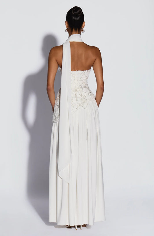 Elegant Sheath Strapless Sleeveless Embellished Sequin Ivory Floor-Length Prom Dress