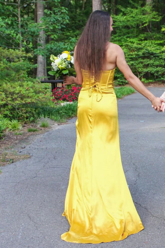 Elegant Sheath Sweetheart Sleeveless Beaded Corset Draped Slit Satin Gold Floor-Length Prom Dress