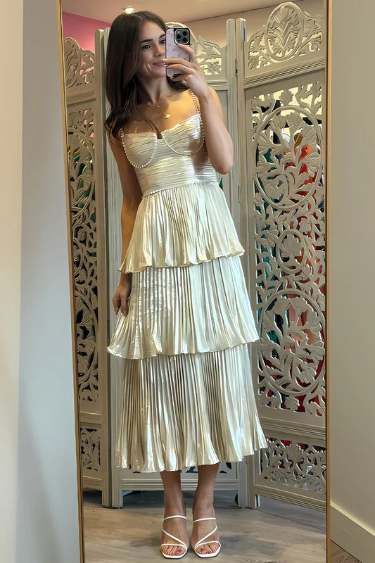 Gorgeous A-Line Sweetheart Sleeveless Tiered Pleated Tea-Length Party Dress